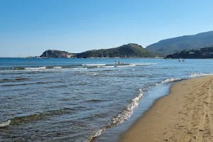 Spiaggia Feniglia image