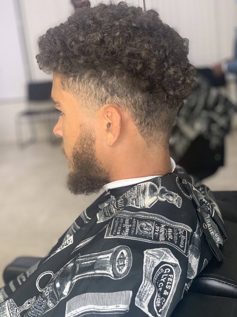 Valley Cuts at Lounge 78 72901