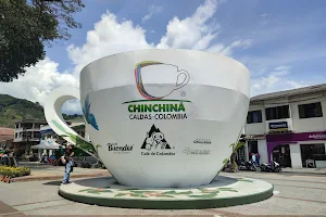 La taza de café más grande del mundo image