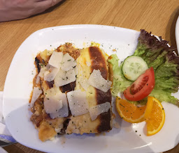 Gaststätte Friedensburg zum Aristoteles photo