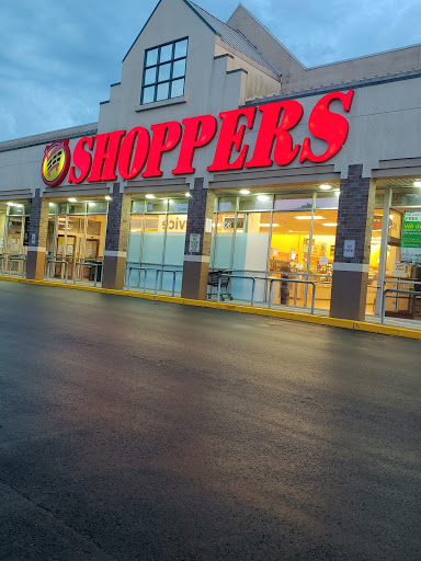 Grocery Store «Shoppers», reviews and photos, 806 Largo Center Dr, Largo, MD 20774, USA