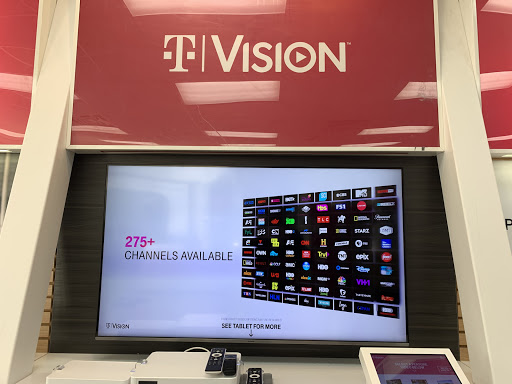 Cell Phone Store «T-Mobile», reviews and photos, 1578 Hempstead Pike, Elmont, NY 11003, USA