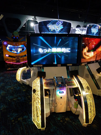 Video Arcade «Round 1», reviews and photos