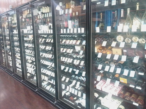 Shopping Mall «Arena Shops», reviews and photos, 14750 Biscayne Blvd, North Miami, FL 33181, USA