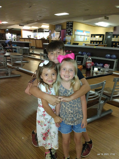 Bowling Alley «Stadium Lanes Bowling Center», reviews and photos, 2105 Knickerbocker Rd, San Angelo, TX 76904, USA