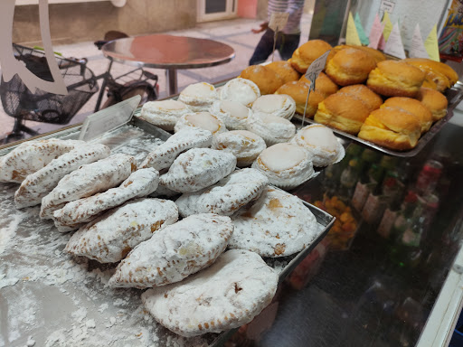 Docepovoa Confeitaria & Pastelaria no Povoa de Varzim, Porto