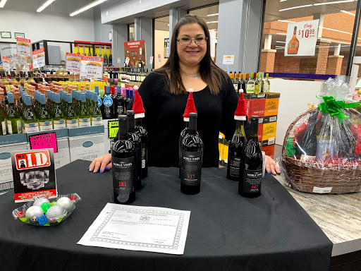 Liquor Store «Liquor City USA», reviews and photos, 965 Richmond Ave # F, Staten Island, NY 10314, USA