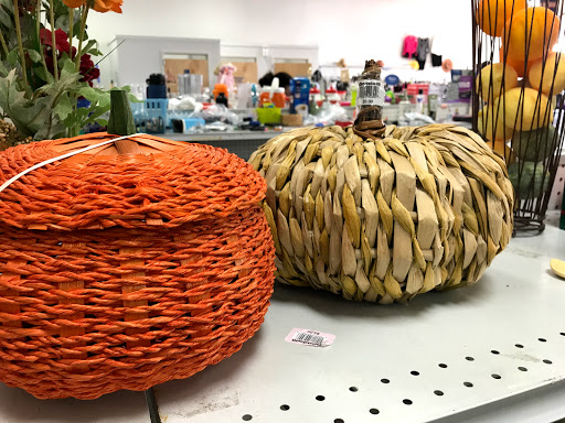 Thrift Store «Goodwill Store and Donation Center», reviews and photos, 950 W Norton Ave h, Muskegon, MI 49441, USA