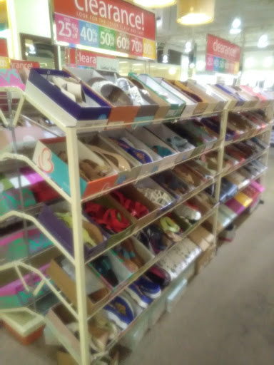 Clothing Store «Bealls Department Store», reviews and photos, 6241 N Davis Hwy, Pensacola, FL 32504, USA