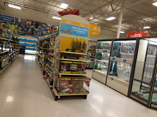 Pet Supply Store «PetSmart», reviews and photos, 5650 Mercury Dr, Dearborn, MI 48126, USA