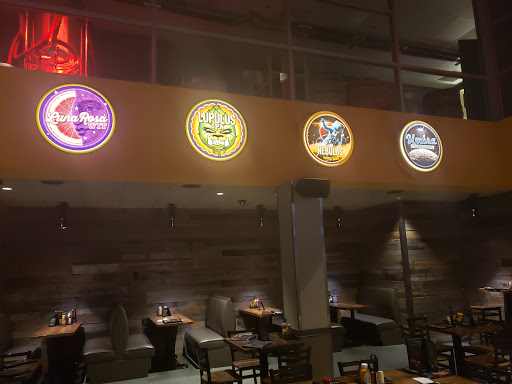 Movie Theater «Flix Brewhouse Carmel», reviews and photos, 2206 E 116th St, Carmel, IN 46032, USA