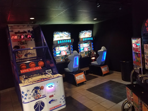 Movie Theater «Regal Cinemas New Roc 18 IMAX & RPX», reviews and photos, 33 Lecount Pl, New Rochelle, NY 10801, USA