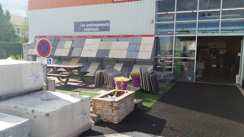 Magasin de materiaux de construction Point.P - Clermont-Ferrand Clermont-Ferrand