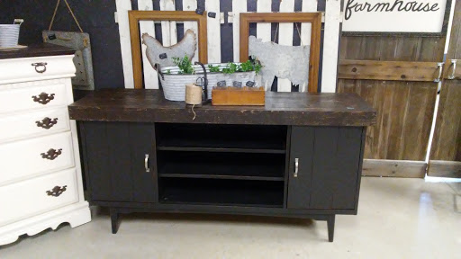 General Store «The Attic Finds», reviews and photos, 8829 Dixie Hwy, Ira Township, MI 48023, USA