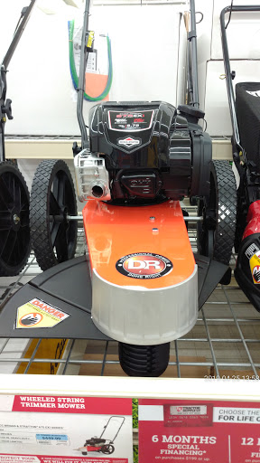 Home Improvement Store «Tractor Supply Co.», reviews and photos, 1715 W Oaklawn Rd a, Pleasanton, TX 78064, USA