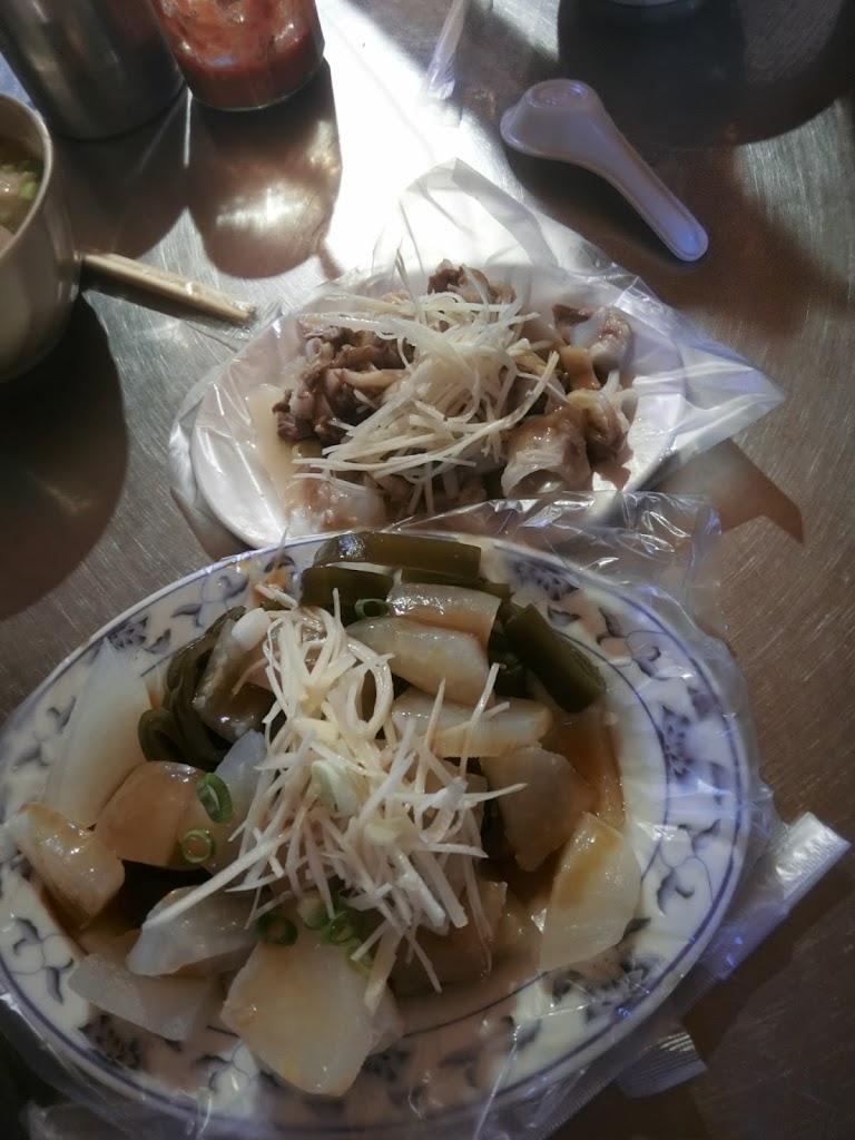 新店路無名米粉湯 的照片