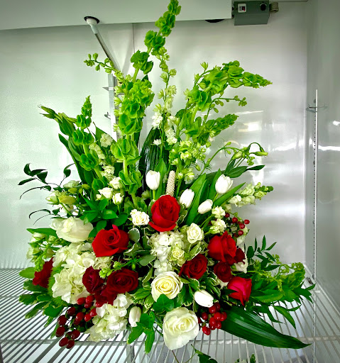 Florist «Flowers Of Marietta», reviews and photos, 1100 Johnson Ferry Rd #250B, Marietta, GA 30068, USA