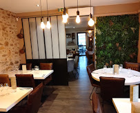 Atmosphère du Restaurant L'atelier à Saint-Fargeau-Ponthierry - n°2