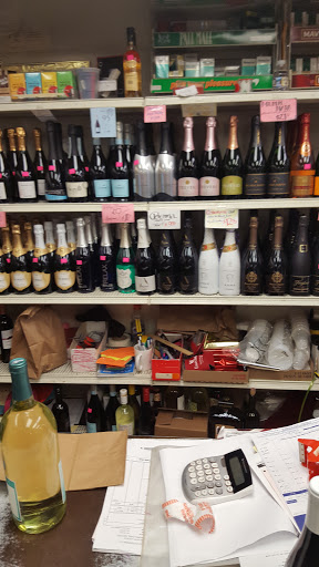 Liquor Store «Pinkey West Street Liquors», reviews and photos, 1100 West St, Annapolis, MD 21401, USA
