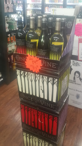 Liquor Store «Wine Market», reviews and photos, 12207 Dorsett Rd, Maryland Heights, MO 63043, USA