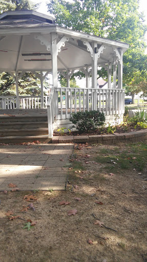 Park «Shadyside Park», reviews and photos, Kenmore Blvd, Akron, OH 44314, USA