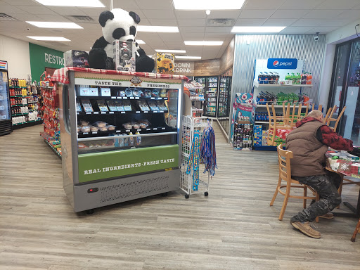 Gas Station «BP», reviews and photos, 106 3rd Ave, Dayton, TN 37321, USA