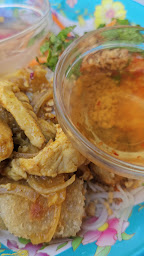 Photo n°26 de Nguyen-Hoang à Marseille ()