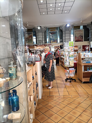 Librairie du Sanctuaire de Lourdes à Lourdes