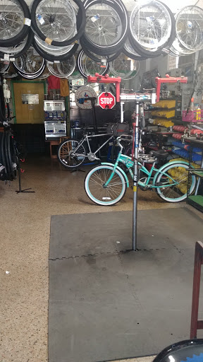 Bicycle Repair Shop «Hands On Bicycle», reviews and photos, 1453 Gulf to Bay Blvd B, Clearwater, FL 33755, USA