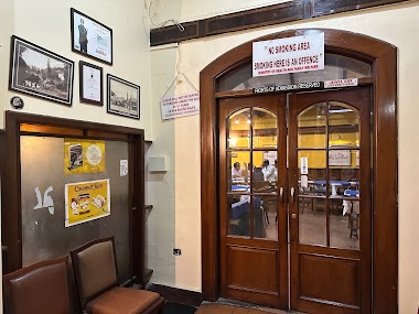 Koshy'S Parade Café
