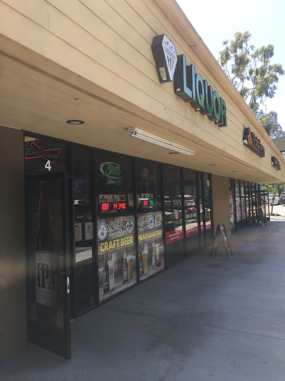 Plaza Diamond Liquor