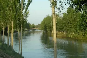 Ферганский кан. Canal Fergana image