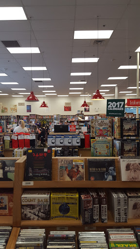 Book Store «Half Price Books», reviews and photos, 4999 Houston Rd, Florence, KY 41042, USA