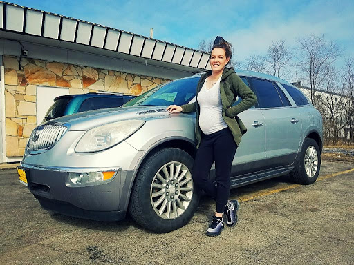 Car Wash «Credit Approval Auto Group Inc», reviews and photos, 639 N Independence Blvd, Romeoville, IL 60446, USA