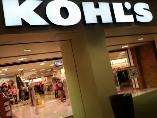 Shopping Mall «Salem Center», reviews and photos, 401 Center St NE, Salem, OR 97301, USA