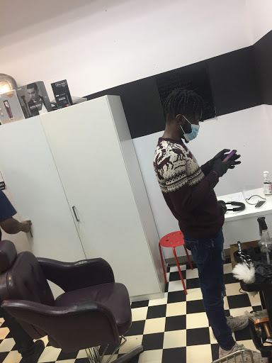Sam Cuts - Barber Salon