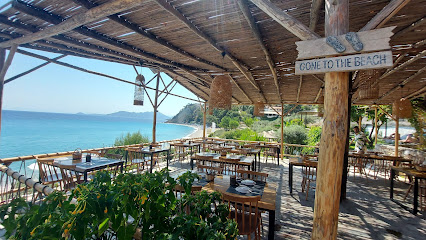 NAVAGOS BEACH BAR