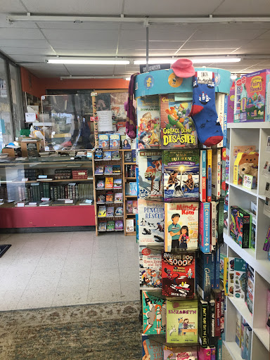 Used Book Store «Vintage Books», reviews and photos, 6613 Mill Plain Boulevard, Vancouver, WA 98661, USA