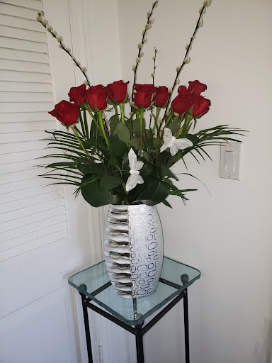 Florist «Rambling Rose Florist», reviews and photos, 22428 Gilmore St, West Hills, CA 91307, USA