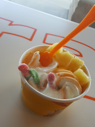 Frozen Yogurt Shop «Orange Leaf Frozen Yogurt», reviews and photos, 21501 21 Mile Rd, Macomb, MI 48044, USA