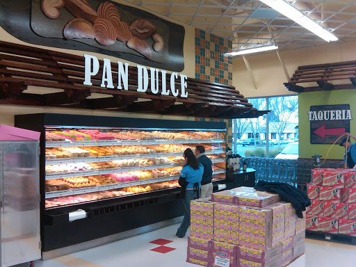 Supermarket «Chavez Supermarket», reviews and photos, 646 Blossom Hill Rd, San Jose, CA 95123, USA