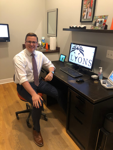 Optometrist «Lyons Family Eye Care», reviews and photos, 3250 N Lincoln Ave, Chicago, IL 60657, USA