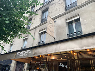 Photo n°11 de Madame Sarfati Comedy Club à Paris ()