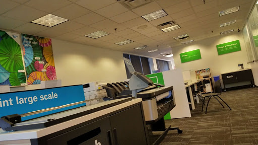 Print Shop «FedEx Office Print & Ship Center», reviews and photos, 13061 Lee Jackson Memorial Hwy a, Fairfax, VA 22033, USA