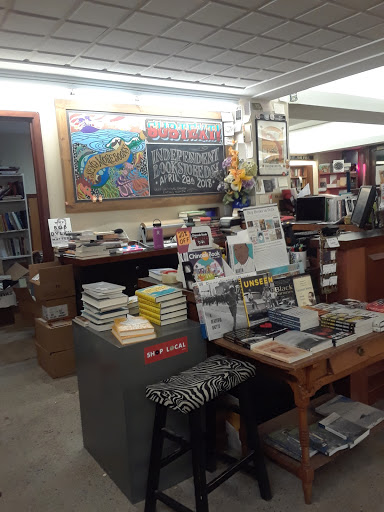 Book Store «Subtext Books», reviews and photos, 6 W 5th St, St Paul, MN 55102, USA