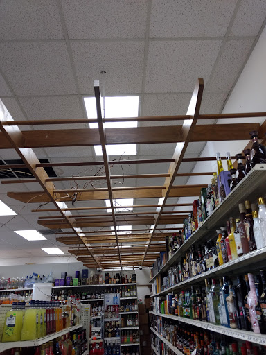 Beer Store «Whistle Stop Party Store», reviews and photos, 2387 E Grand River Ave, Howell, MI 48843, USA