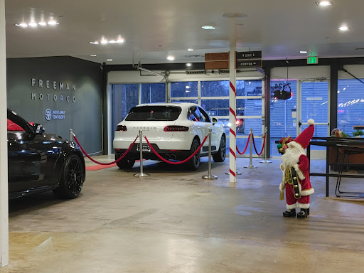 Used Car Dealer «Freeman Motor Company», reviews and photos, 7524 SW Macadam Ave, Portland, OR 97219, USA