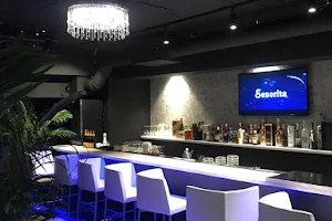 Filipo Lounge | International Bar image