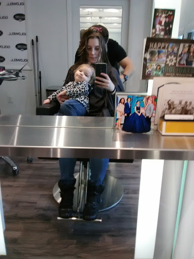 Hair Salon «Gallery Salon», reviews and photos, 1305 Farmington Ave, Farmington, CT 06032, USA