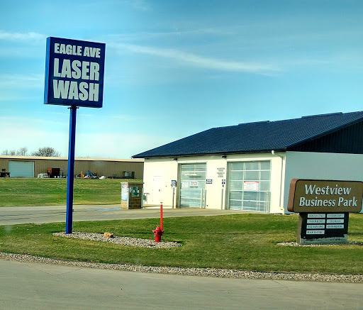 Eagle Ave Laser Wash en Rock Valley
